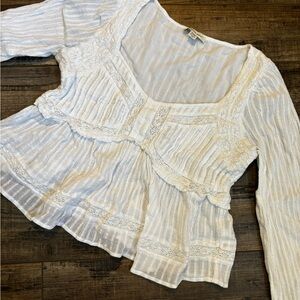 American Eagle White Lace Trimmed Top